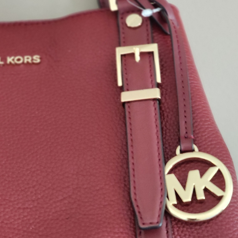 NWT MICHAEL KORS Bedford Legacy Large convertable tote bag - Picture 2 of 14